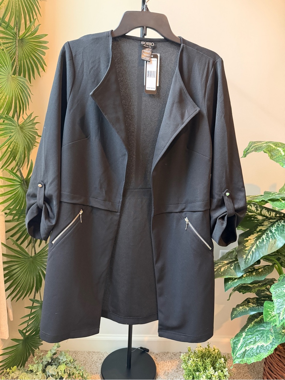Soho Apparel Black Open-Front Blazer Jacket - Picture 2 of 7